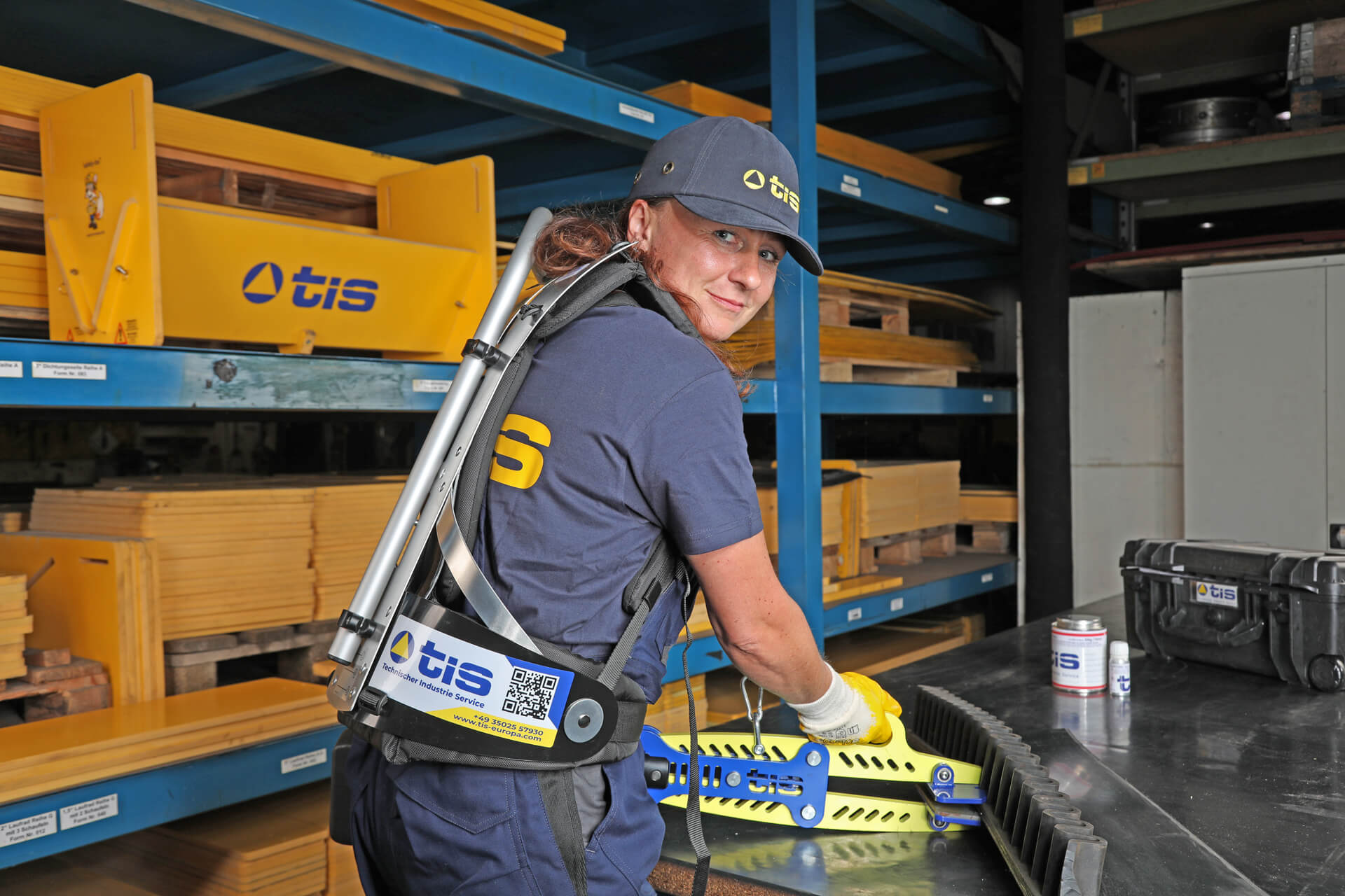 tis Wellpress mit Halterung